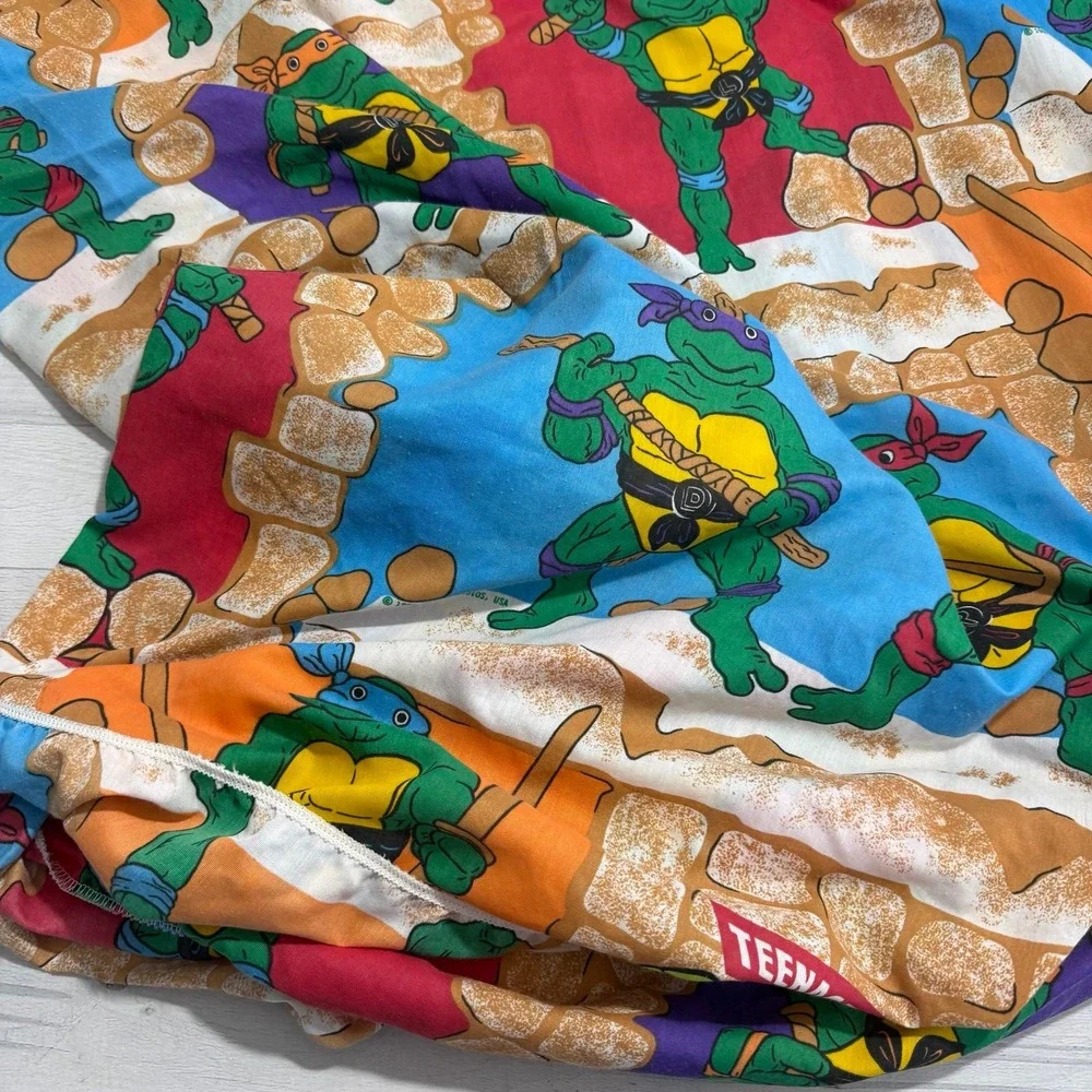 Vintage Teenage Mutant Ninja Turtles fitted sheet